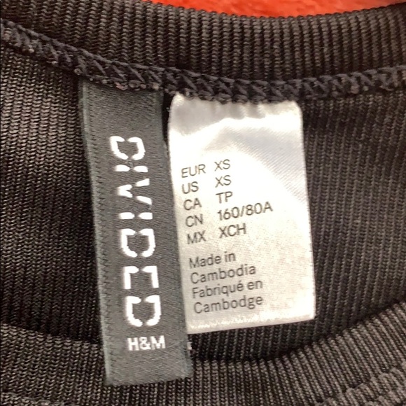 H&M cute fitted top, longsleeve, colour: black - Picture 3 of 4